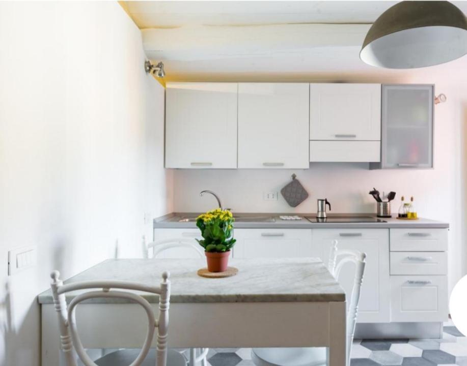 Cozy Studio In Trastevere Rome Exterior photo